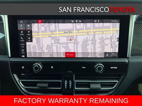 Used 2024 Porsche Macan GTS image 31