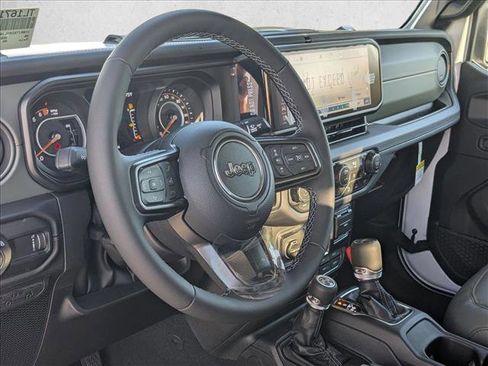 New 2026 Jeep Gladiator Mojave image 3