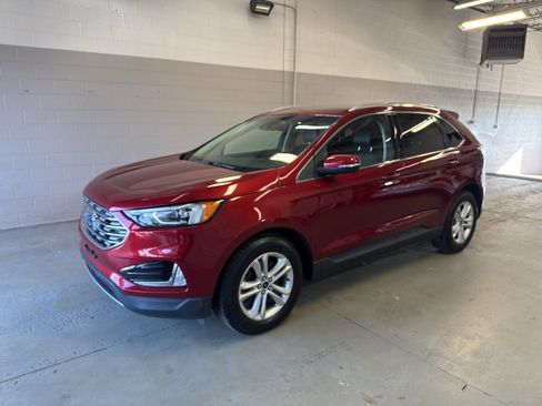 Used 2019 Ford Edge SEL w/ Equipment Group 201A AWD/4WD image 3