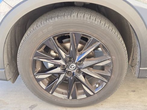 Certified 2022 MAZDA CX-5 Carbon Edition image 5