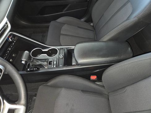Used 2023 Kia K5 LXS FWD image 17