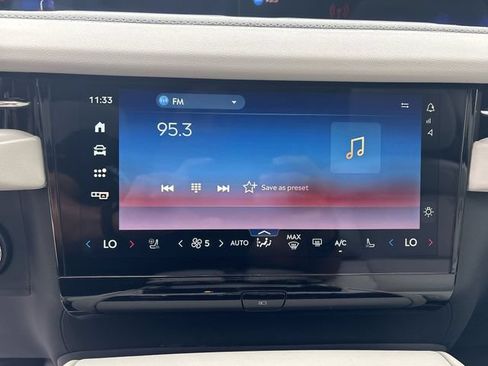 New 2026 Lincoln Navigator Reserve AWD/4WD image 16