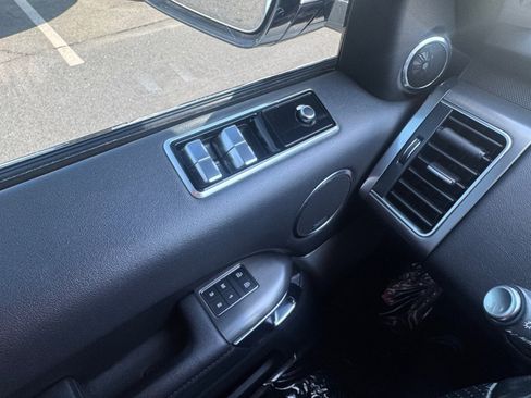 Used 2021 Land Rover Range Rover Sport SE AWD/4WD image 32