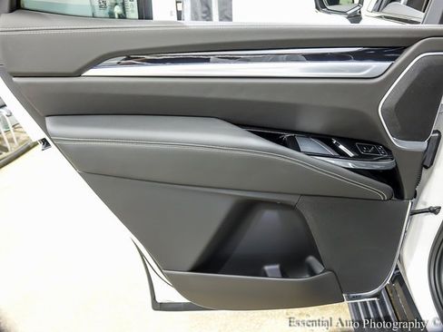 Certified 2025 Cadillac Escalade Sport image 24