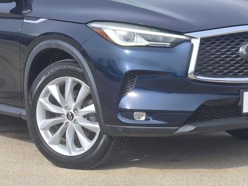 Used 2019 INFINITI QX50 Luxe w/ Cargo Package AWD/4WD image 3