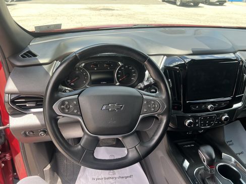 Used 2023 Chevrolet Traverse RS w/ LPO, Floor Liner Package AWD/4WD image 8