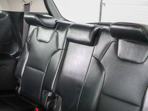 Used 2022 Kia Telluride S FWD image 26