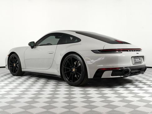 Used 2024 Porsche 911 Carrera RWD image 2
