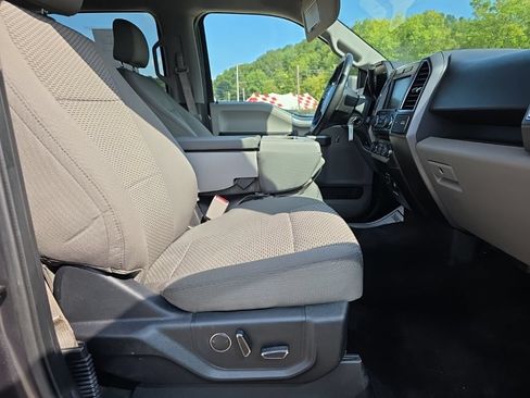Used 2015 Ford F150 XLT w/ Equipment Group 302A Luxury AWD/4WD image 17