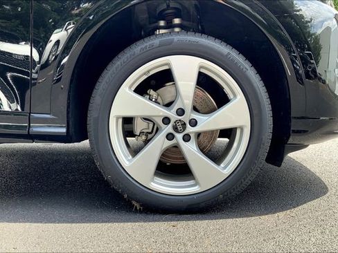 New 2025 Audi Q5 Premium Plus image 11