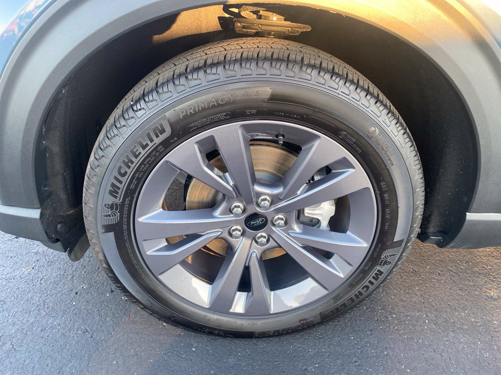 Certified 2026 Ford Explorer Active w/ Active Comfort Package AWD/4WD image 17