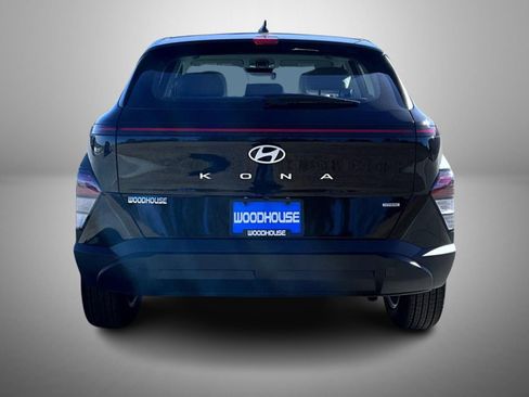 New 2026 Hyundai Kona SE image 6