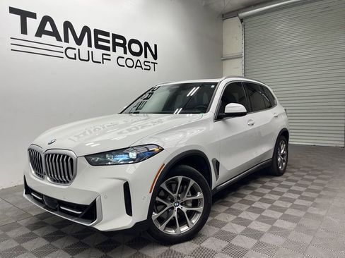 Used 2024 BMW X5 sDrive40i w/ Premium Package RWD image 2