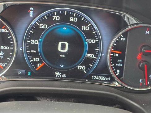 Used 2017 GMC Acadia Denali w/ Technology Package AWD/4WD image 12