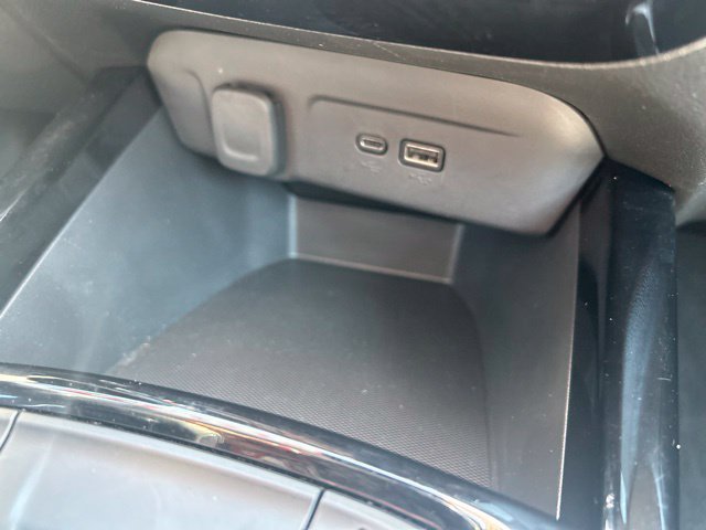 Used 2024 Chevrolet Trax LT FWD image 27