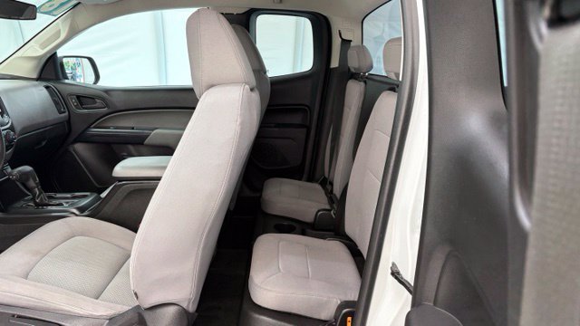 Used 2018 Chevrolet Colorado W/T w/ WT Convenience Package RWD image 16