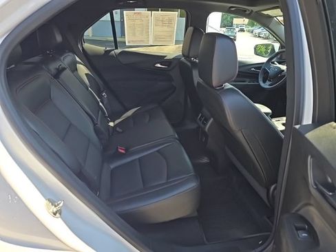 Used 2023 Chevrolet Equinox RS w/ RS Leather Package AWD/4WD image 31