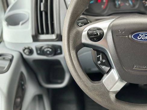 Used 2018 Ford Transit 150 XLT image 19
