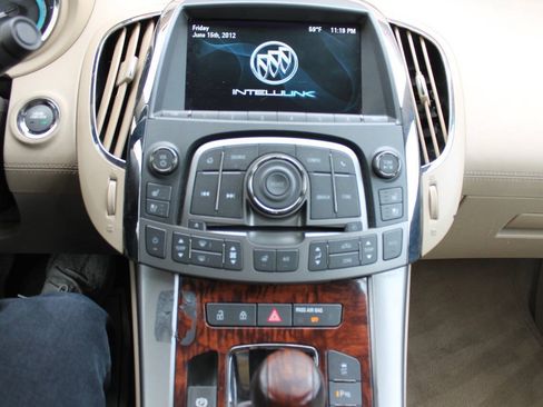 Used 2013 Buick LaCrosse Premium FWD image 36
