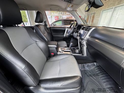 Used 2023 Toyota 4Runner SR5 Premium w/ SR5 Premium Package AWD/4WD image 47