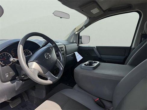 Used 2014 Nissan Titan S image 12