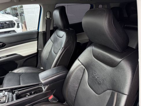 Used 2022 Jeep Compass Limited AWD/4WD image 12