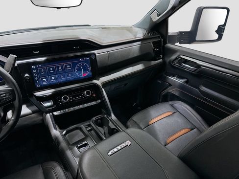 Used 2024 GMC Sierra 2500 AT4 w/ AT4 Premium Plus Package AWD/4WD image 25