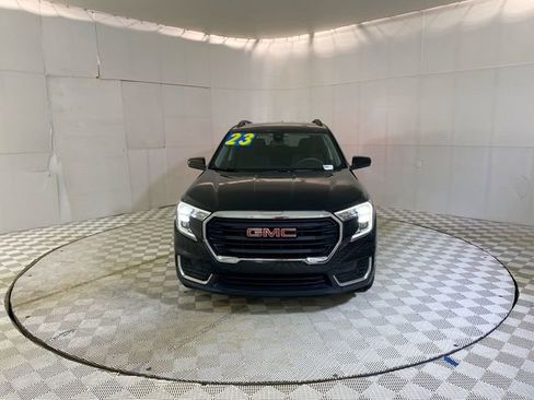 Used 2023 GMC Terrain SLE w/ Driver Convenience Package FWD image 21