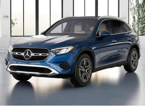 Used 2026 Mercedes-Benz GLC 300 4MATIC image 1