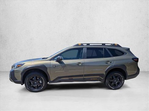 Used 2025 Subaru Outback Wilderness AWD/4WD image 9