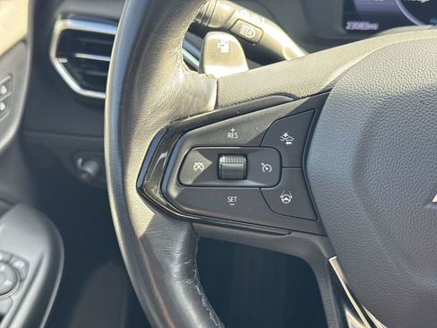 Used 2023 Chevrolet Bolt EUV Premier w/ Sun & Sound Package image 19