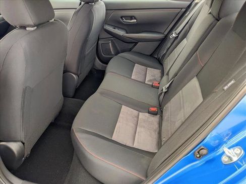 Certified 2025 Nissan Sentra SR image 14