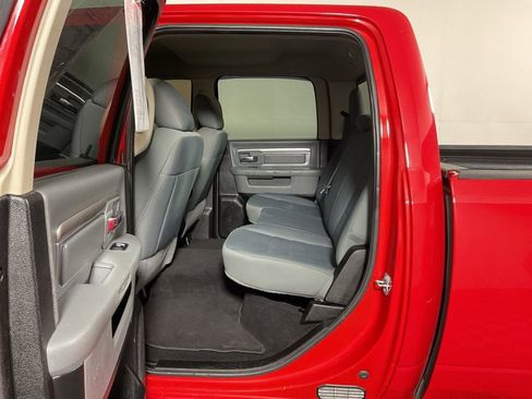 Used 2019 RAM 1500 Classic SLT AWD/4WD image 30