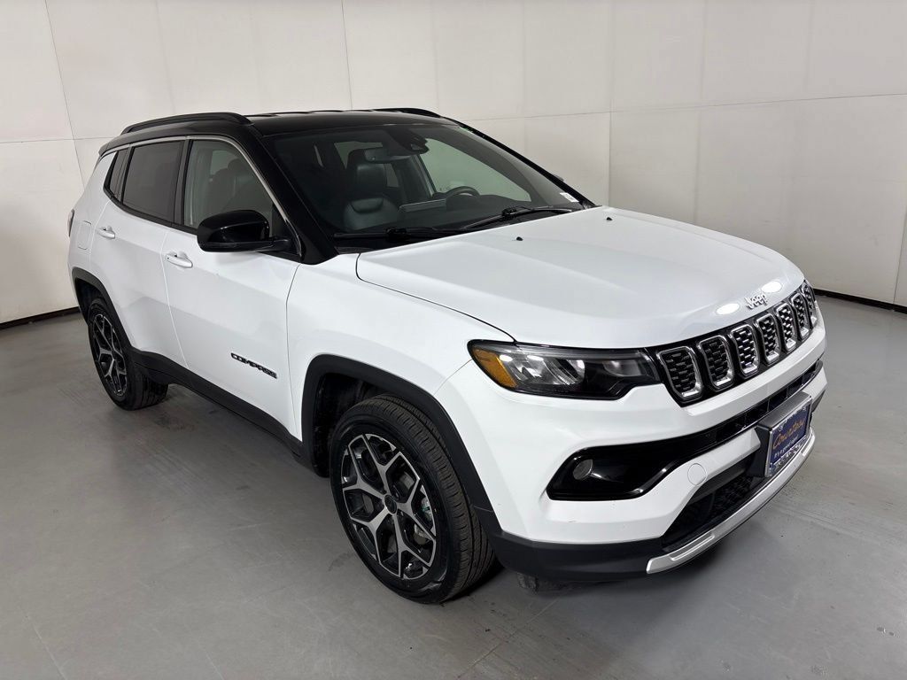 Used 2025 Jeep Compass Limited AWD/4WD image 2