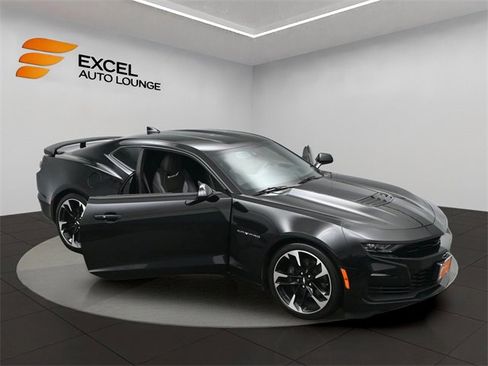Used 2019 Chevrolet Camaro SS image 55