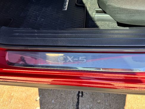 Certified 2025 MAZDA CX-5 Signature image 18