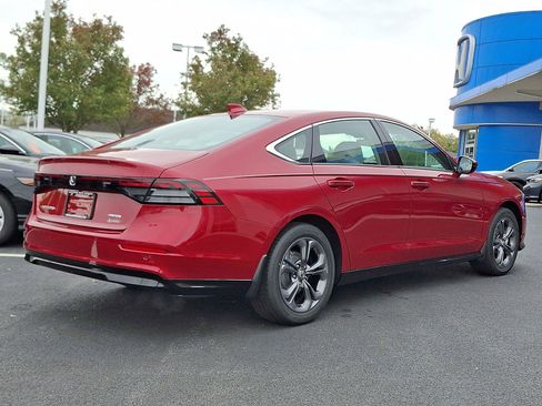New 2025 Honda Accord EX-L image 3