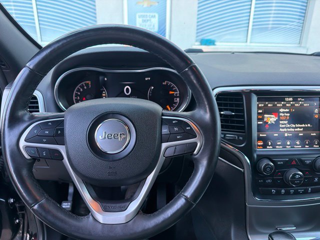 Used 2018 Jeep Grand Cherokee Limited AWD/4WD image 15
