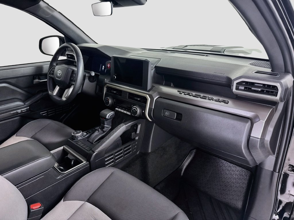 Used 2024 Toyota Tacoma TRD Sport AWD/4WD image 26