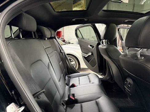 Used 2019 Mercedes-Benz GLA 250 4MATIC image 18