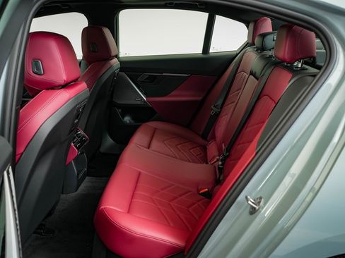 New 2026 BMW 530i xDrive w/ M Sport Package image 38