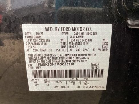 Used 2021 Ford Explorer XLT w/ Equipment Group 202A AWD/4WD image 40