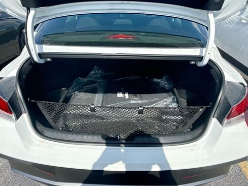 New 2026 Hyundai Elantra Sport FWD image 16
