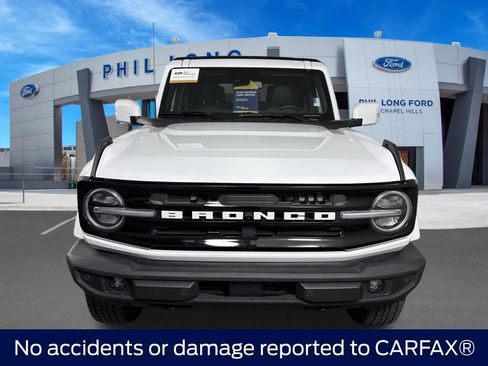 Used 2022 Ford Bronco Outer Banks AWD/4WD image 2