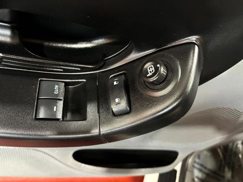 Used 2011 Ford Ranger XLT image 23