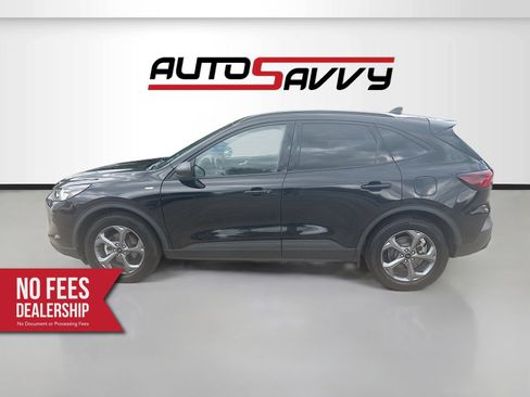 Used 2025 Ford Escape ST-Line w/ Tech Pack #1 FWD image 4