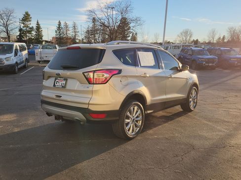 Used 2017 Ford Escape Titanium image 13