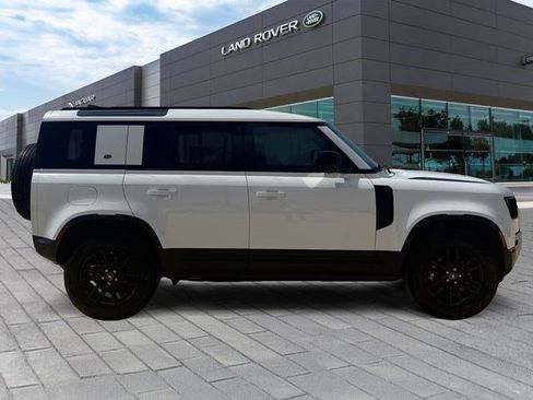 Used 2023 Land Rover Defender 110 S AWD/4WD image 6