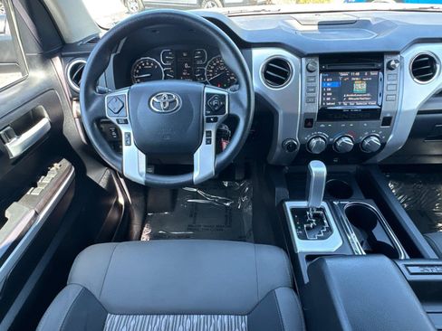Used 2019 Toyota Tundra SR5 w/ SR5 Upgrade Package AWD/4WD image 22