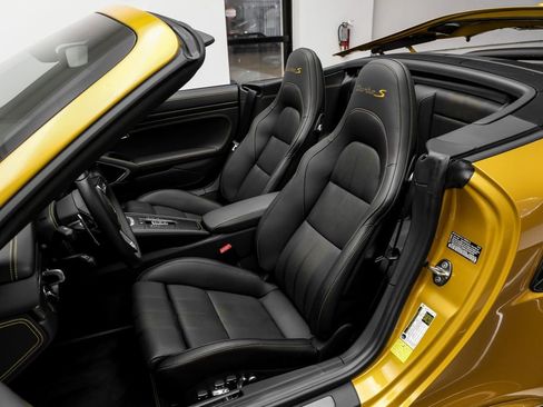 Used 2019 Porsche 911 Turbo S AWD/4WD image 29
